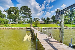 Waterfront Gloucester Cottage w/ Private Boat Dock