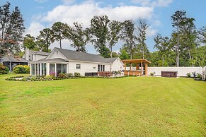Waterfront Gloucester Cottage w/ Private Boat Dock