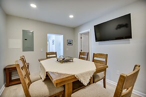 Waterfront Gloucester Cottage w/ Private Boat Dock