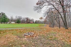 Pet-friendly Garrison Retreat w/ Gas Fireplace!