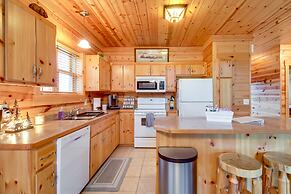 Pet-friendly Garrison Retreat w/ Gas Fireplace!