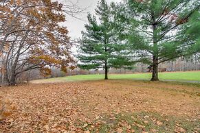 Pet-friendly Garrison Retreat w/ Gas Fireplace!