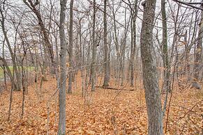 Pet-friendly Garrison Retreat w/ Gas Fireplace!