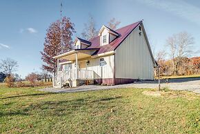 Peaceful Russell Springs Home w/ Fire Pit & Pond!