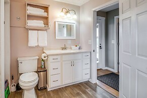 Peaceful Russell Springs Home w/ Fire Pit & Pond!