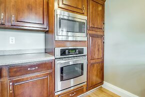 Peaceful Russell Springs Home w/ Fire Pit & Pond!