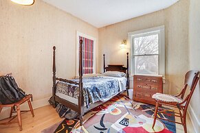 Eau Claire Retreat: Close to Chippewa Riverfront!