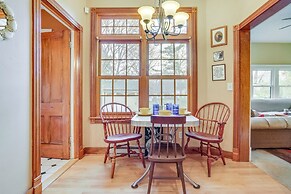 Eau Claire Retreat: Close to Chippewa Riverfront!