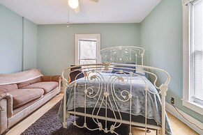 Eau Claire Retreat: Close to Chippewa Riverfront!