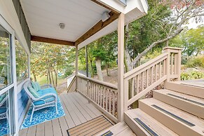 Waterfront Topping Vacation Home w/ Boat Dock!