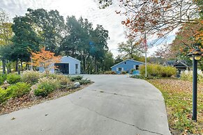 Waterfront Topping Vacation Home w/ Boat Dock!