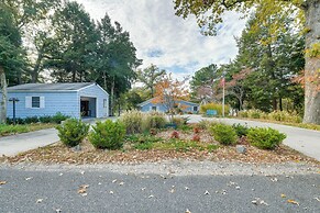 Waterfront Topping Vacation Home w/ Boat Dock!