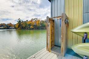 Waterfront Topping Vacation Home w/ Boat Dock!
