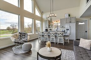 Exquisite Hagerstown Home With Deck & Gazebo!