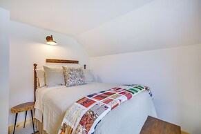 Lovely Rural Hixton Farmhouse w/ Porch & Fire Pit!