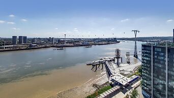Ravishing 1BD Flat - 2 Minute Walk From the O2!