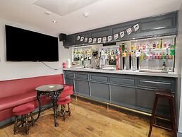 The Grey Bull Apartment