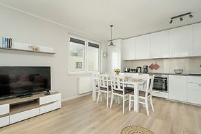 Apartment for 6 in Poznan by Renters