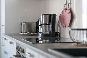 Apartment for 6 in Poznan by Renters