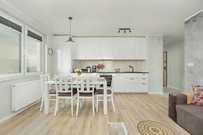 Apartment for 6 in Poznan by Renters