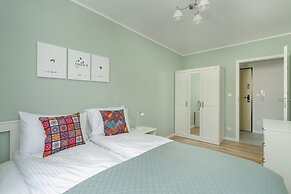 Apartment for 6 in Poznan by Renters