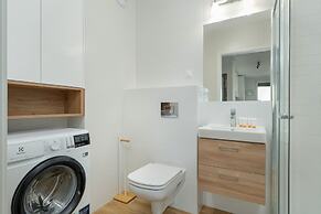 Apartment for 6 in Poznan by Renters