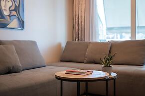 Glyfada Aurora Elegant Apartment