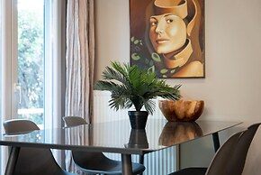 Glyfada Aurora Elegant Apartment