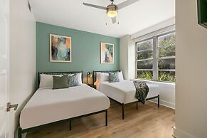 Elegance 4BR Luxury Condo New Orleans