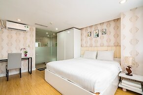 Tracy Ben Thanh Tower