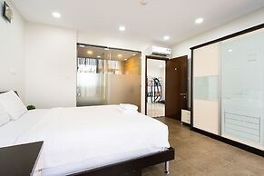 Tracy Ben Thanh Tower