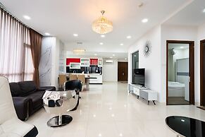 Tracy Ben Thanh Tower