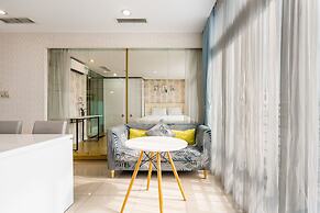 Tracy Ben Thanh Tower