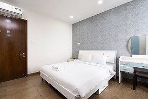 Tracy Ben Thanh Tower