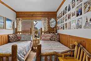 NEW! Elk Refuge Safari Chalet with Teton Views!