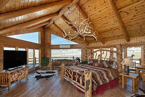 NEW! Elk Refuge Safari Chalet with Teton Views!