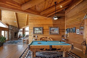 NEW! Elk Refuge Safari Chalet with Teton Views!