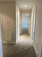 2 Bed Flat - Sleeps 4 - Balcony - Smoking