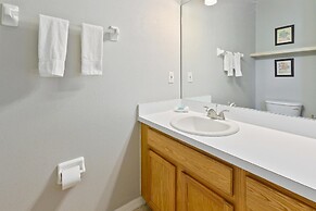 8569 Crystal Cove Loop