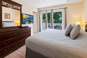 8569 Crystal Cove Loop