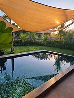 Luna Rossa  Beach Villas