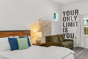 Walk to the waterfront- Charmwood House