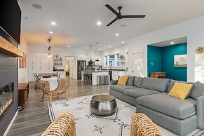 Walk to the waterfront- Charmwood House