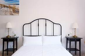 Design Apt. Historic District - Sol