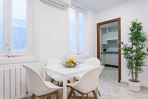 Design Apt. Historic District - Sol