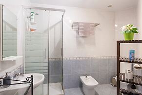 Sunny Apt. Historic District - Sol