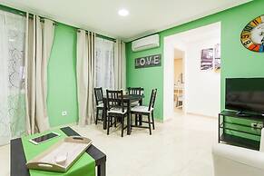 Modern & Beautiful Apt. Historic District - Sol