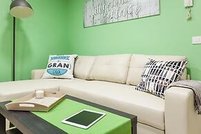 Modern & Beautiful Apt. Historic District - Sol