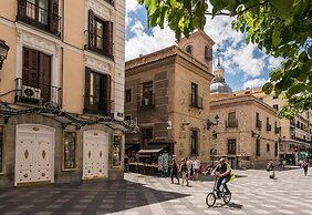 Modern & Beautiful Apt. Historic District - Sol