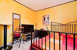 Chic & Sunny Apt. Historic District - Sol